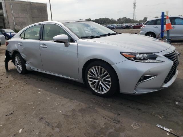 Lexus ES 350 2017 - Elegant Silver Sedan with Smooth 3.5L V6 Engine | VIN: 58ABK1GGXHU053664