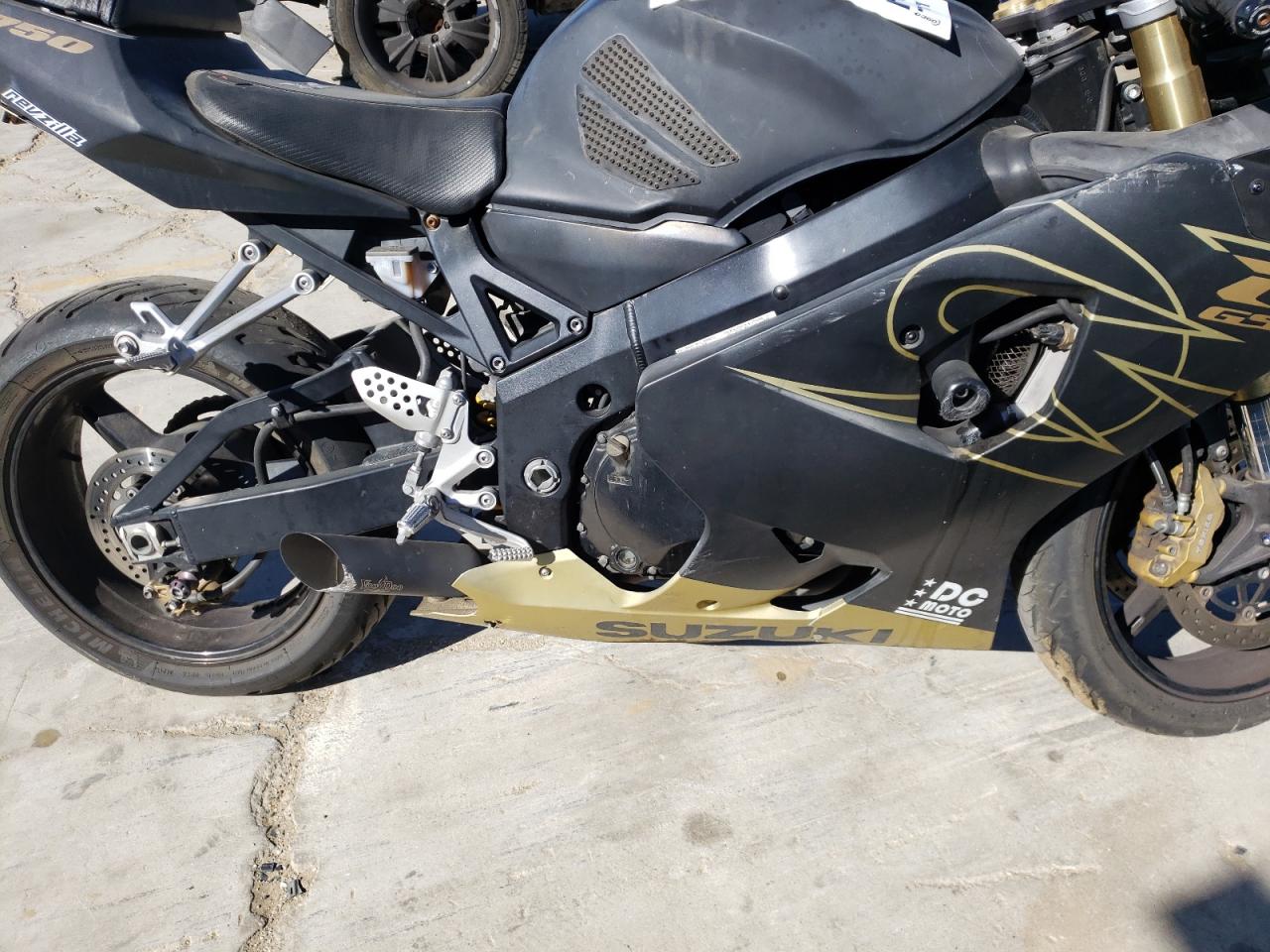 2005 SUZUKI GSX-R750 K - JS1GR7JA052108547