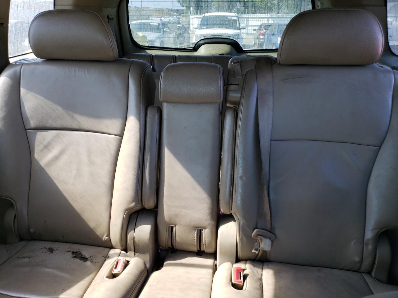 2010 TOYOTA HIGHLANDER - 5TDKK3EH1AS022526