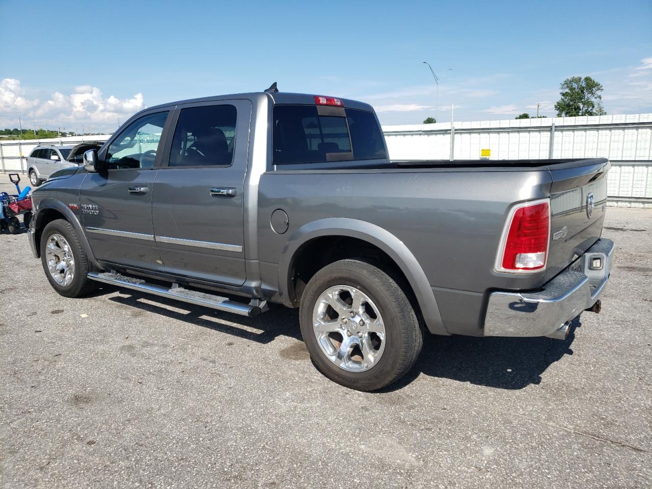 2013 RAM 1500 LARAM - 1C6RR7NT6DS670954