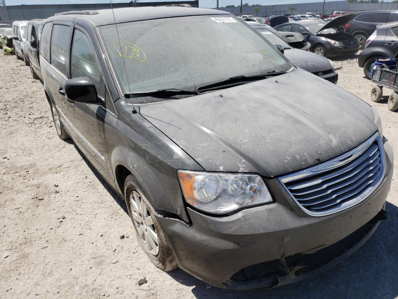 2015 CHRYSLER TOWN & COU - 2C4RC1BG9FR538001