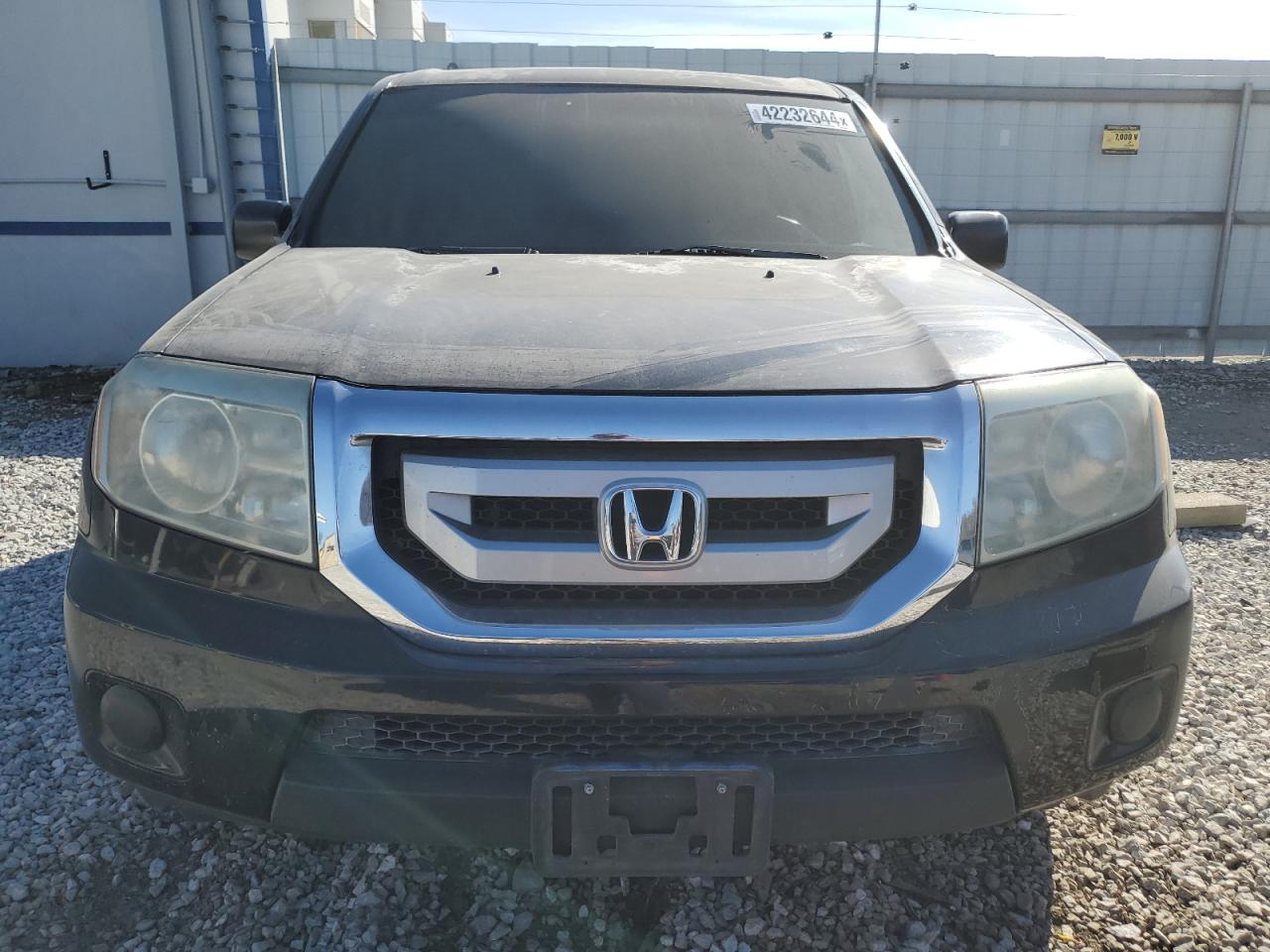 2011 HONDA PILOT LX - 5FNYF3H28BB003144