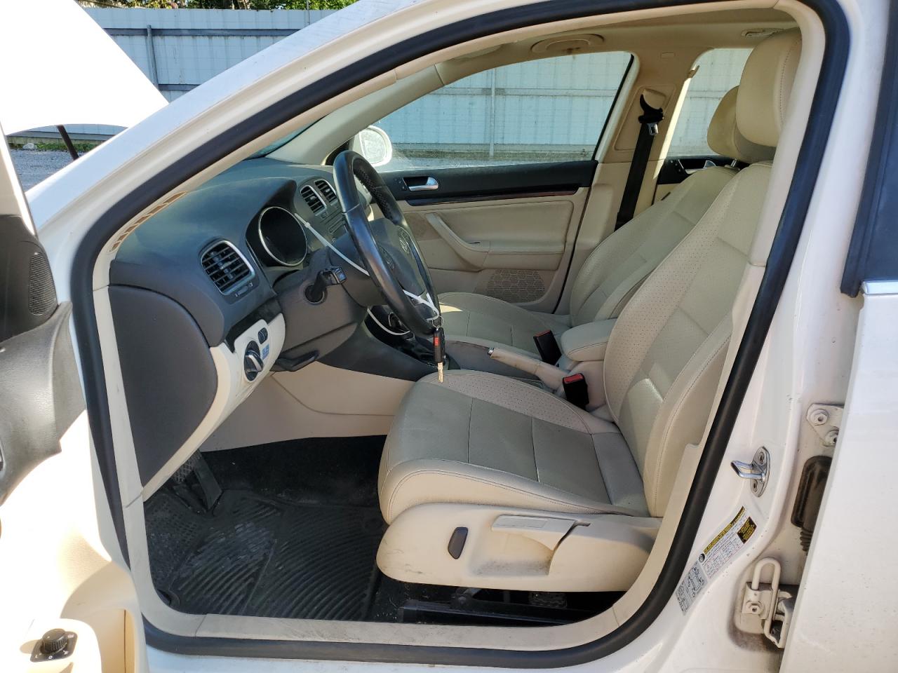 2013 VOLKSWAGEN JETTA TDI - 3VWPL7AJ0DM695909