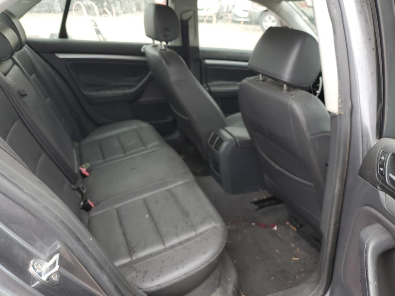 2006 VOLKSWAGEN JETTA 2.5 - 3VWSG71K76M646152