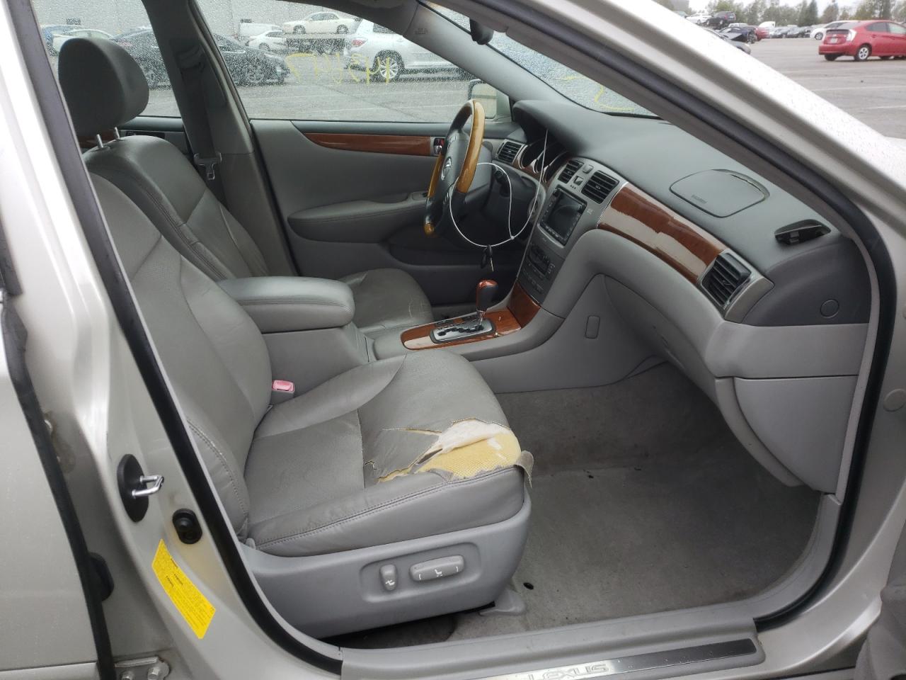 2005 LEXUS ES 330 - JTHBA30GX55063720