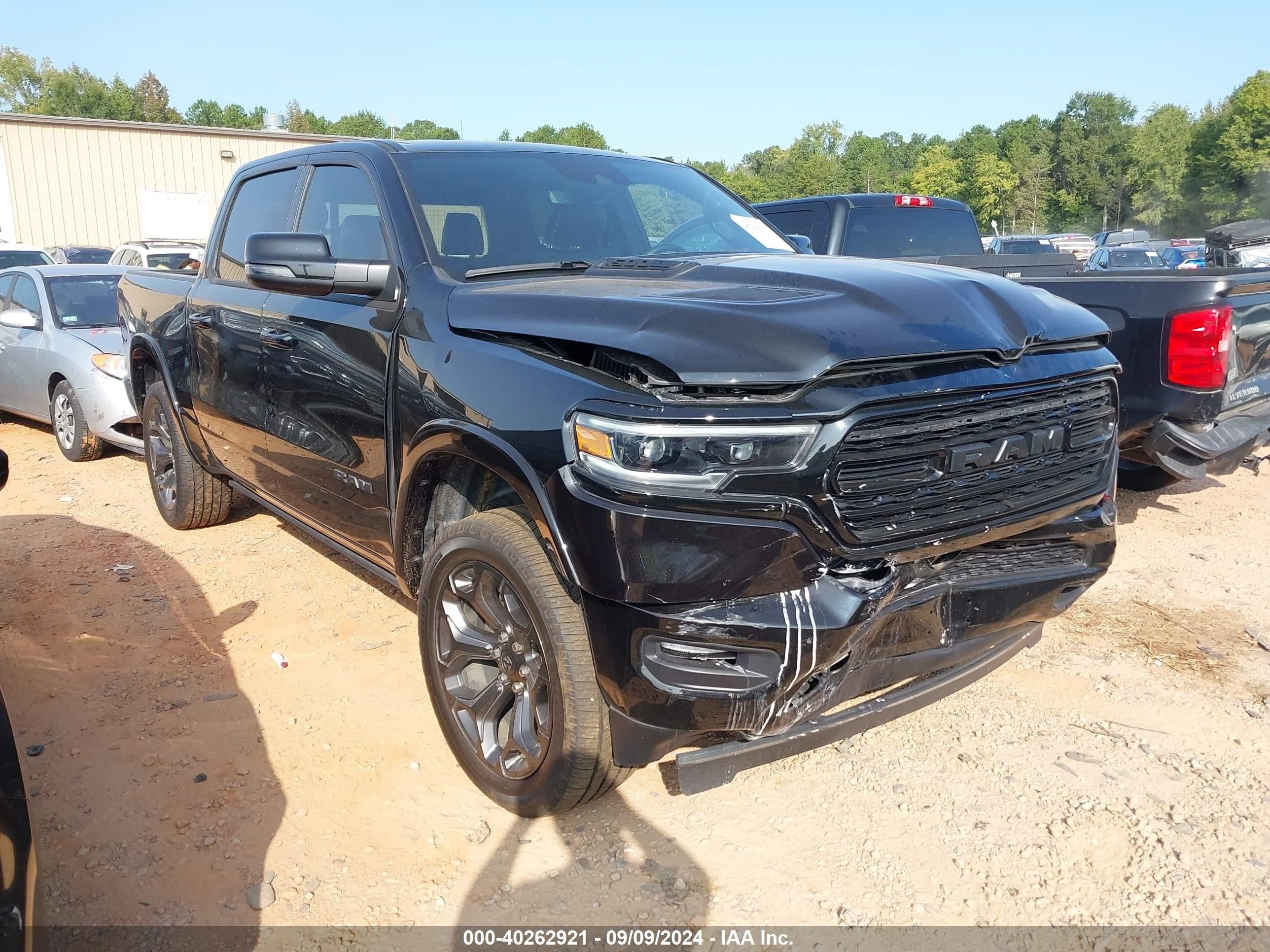 2024 RAM 1500 Limited 4x4 Crew Cab | VIN: 1C6SRFHT2RN182419