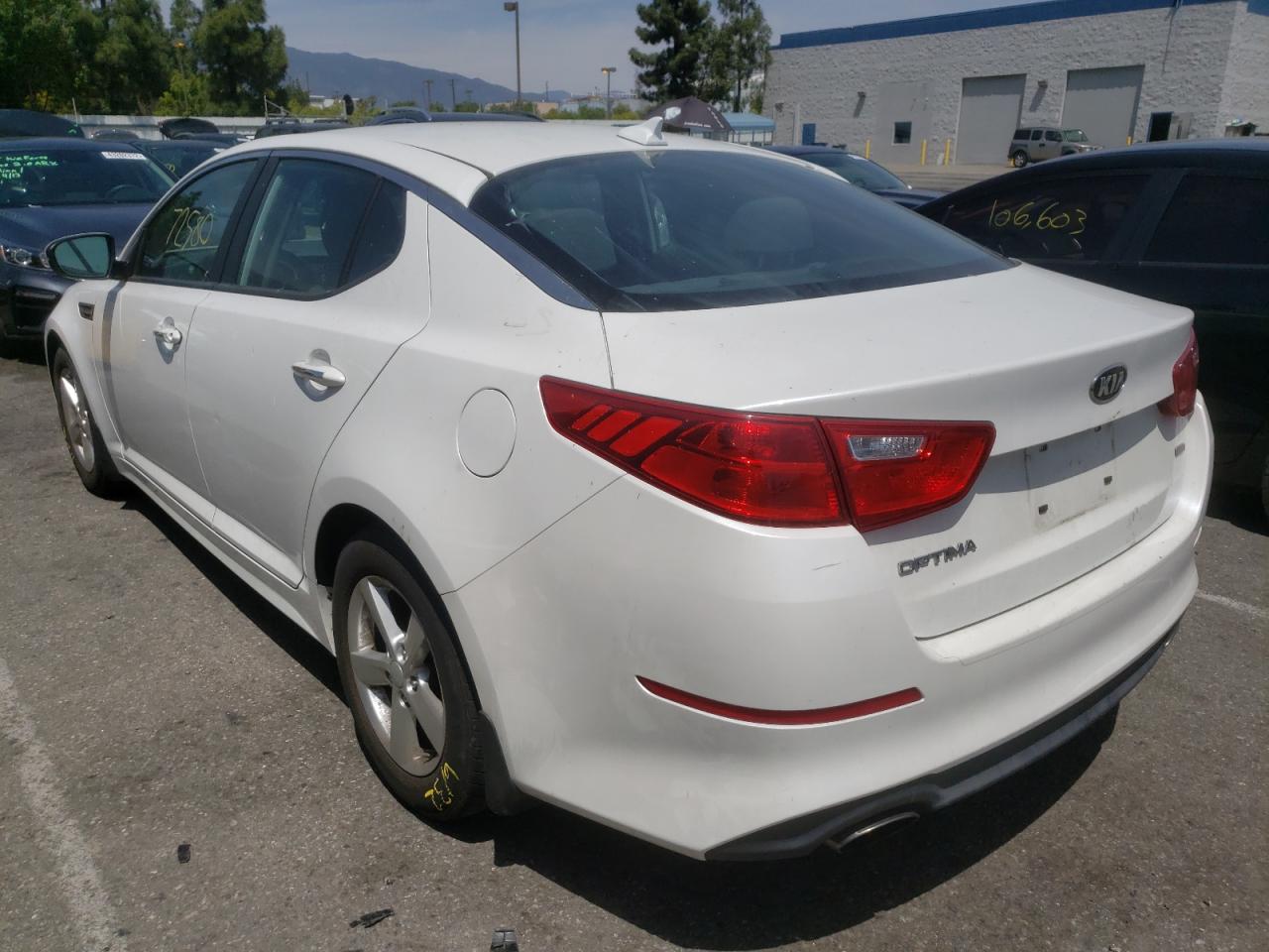 2015 KIA OPTIMA LX - KNAGM4A74F5652151