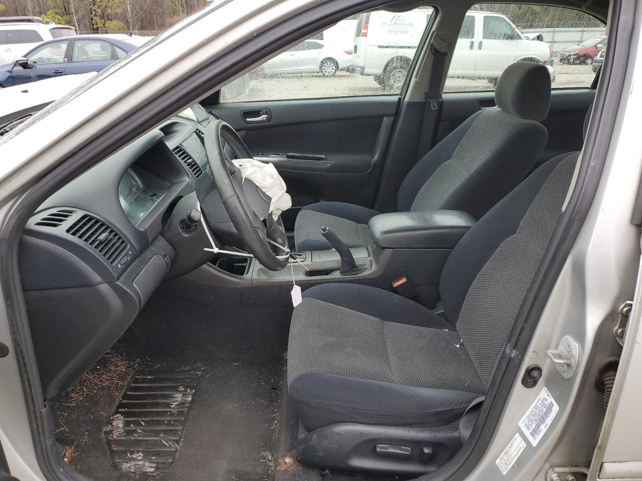 2003 TOYOTA CAMRY LE - 4T1BE32K63U211044