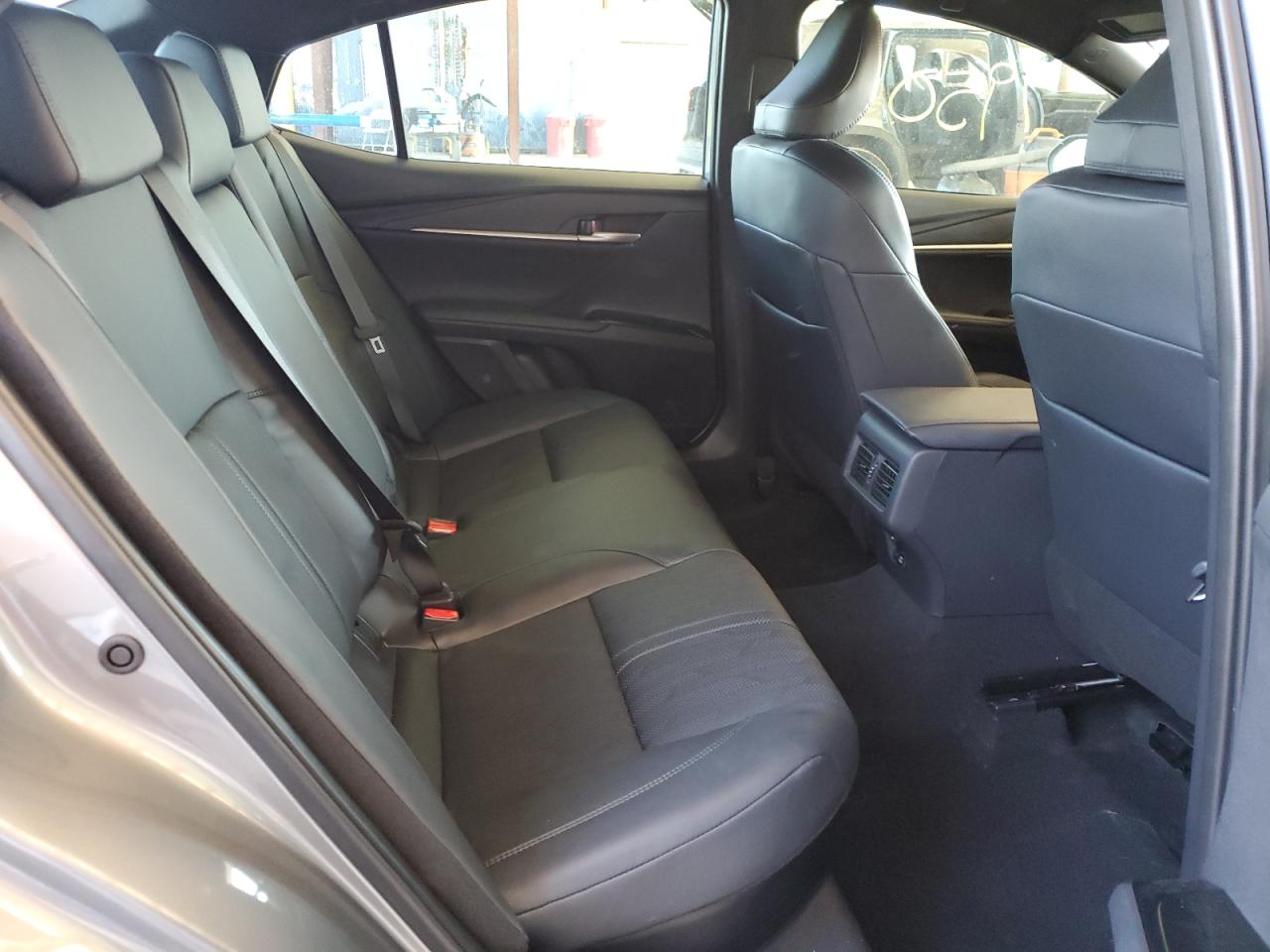 TOYOTA CAMRY XSE 2025 – 2.5L 4 Performance Vehicle | VIN: 4T1DAACK0SU502015