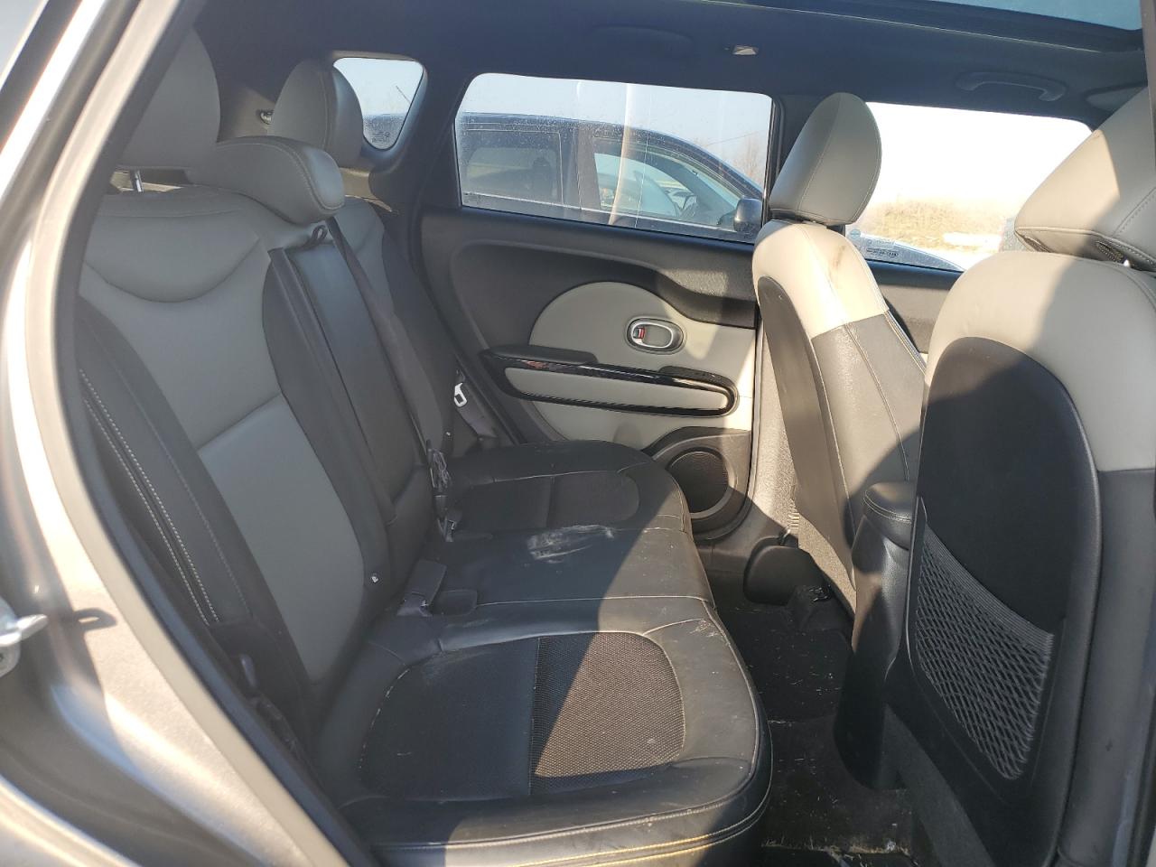 2015 KIA SOUL + - KNDJP3A52F7129501