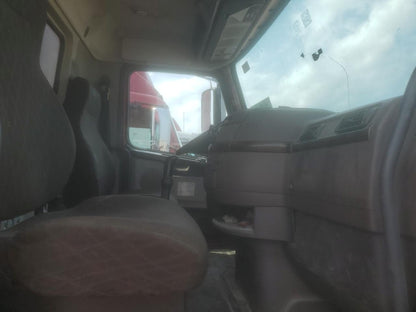 2016 VOLVO VN VNL - 4V5NC9UG4GN929887