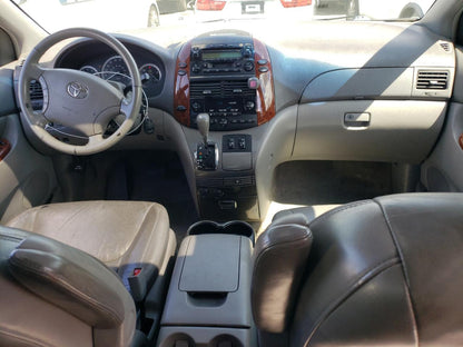 2004 TOYOTA SIENNA XLE - 5TDZA22C94S133706