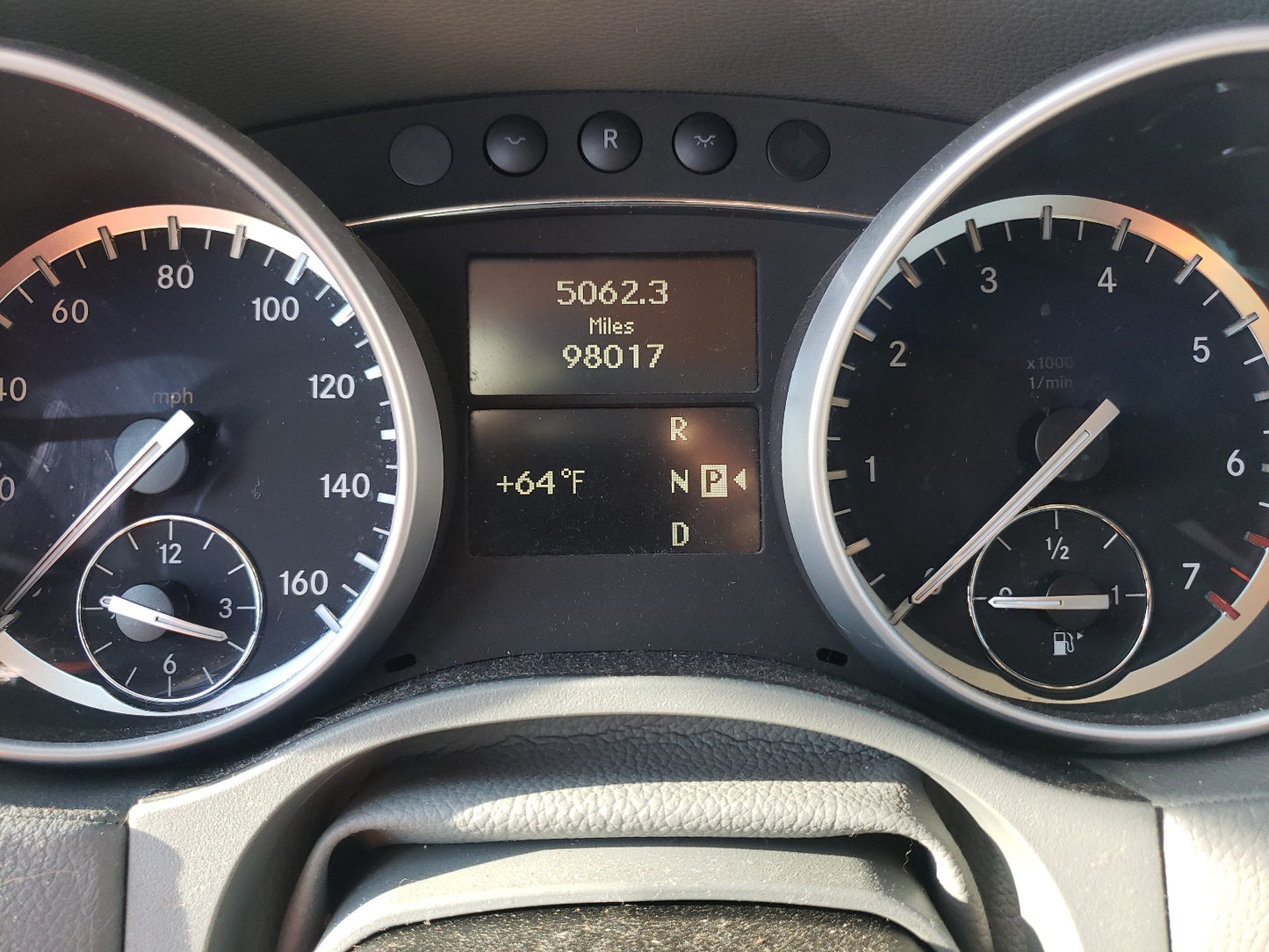 2011 MERCEDES-BENZ GL 450 4MA - 4JGBF7BEXBA704708