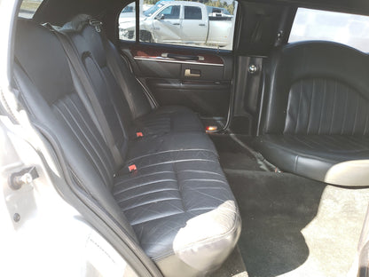 2005 LINCOLN TOWN CAR E - 1L1FM88W15Y671236