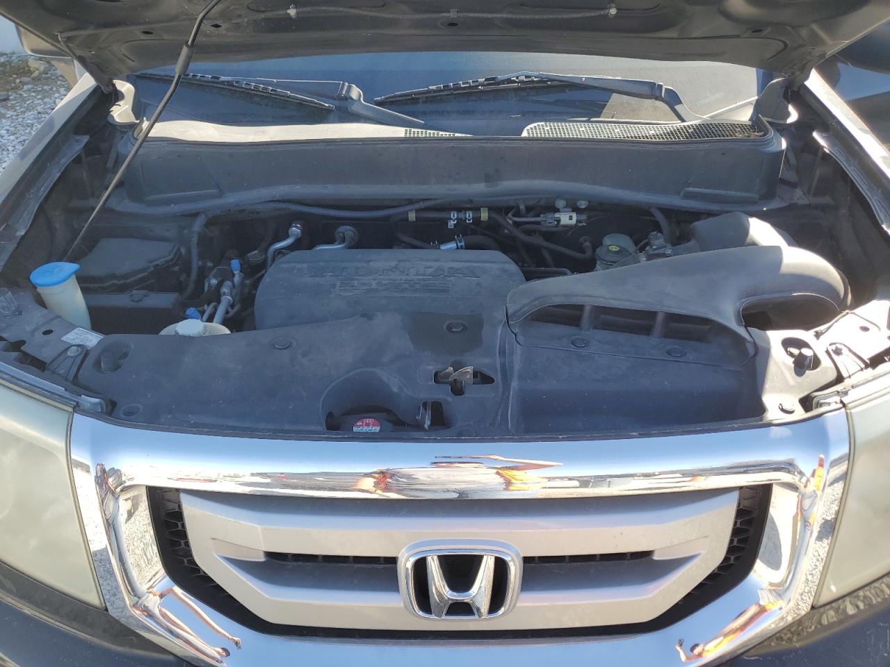 2011 HONDA PILOT LX - 5FNYF3H28BB003144