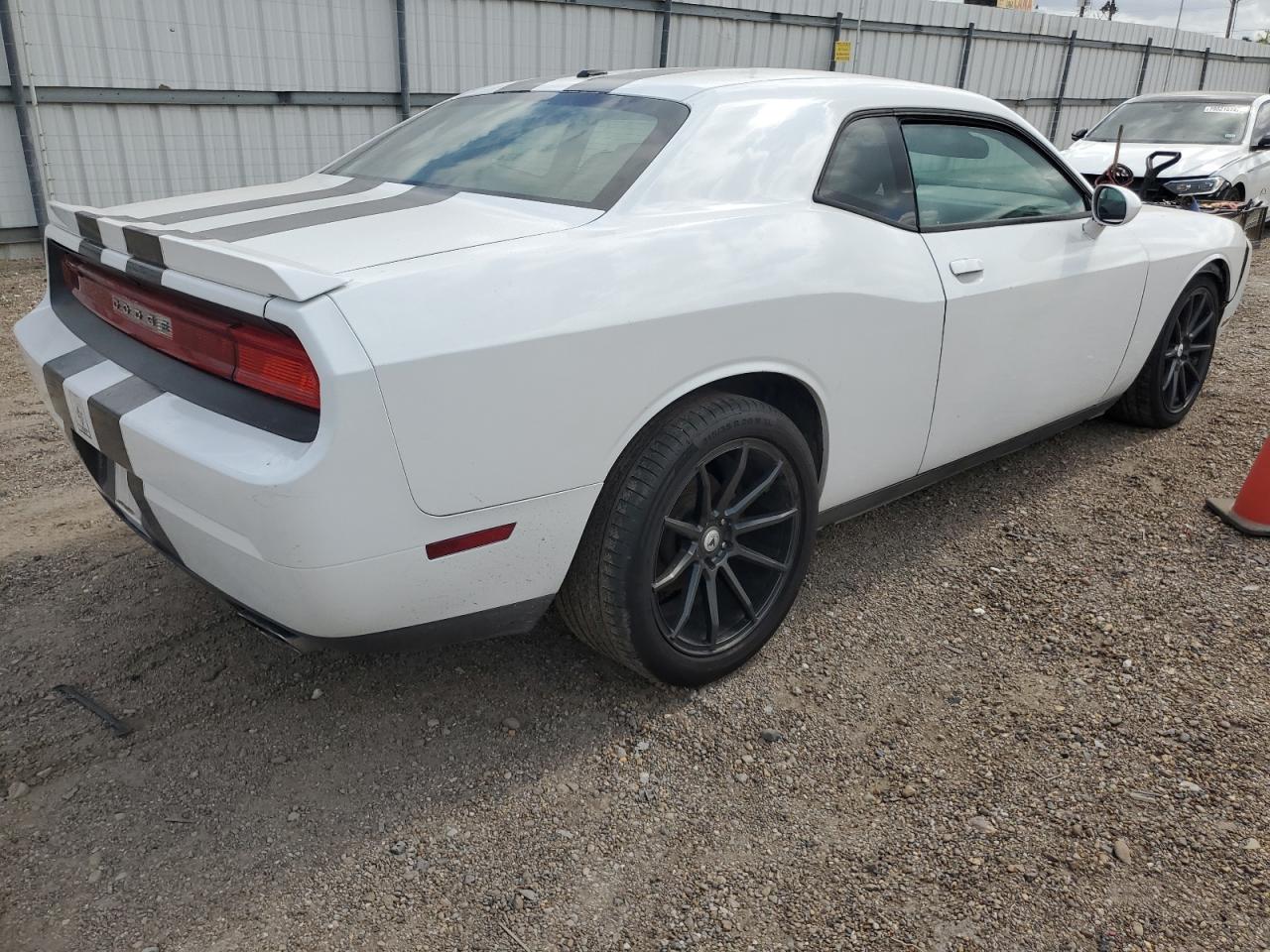 2013 DODGE CHALLENGER - 2C3CDYAG4DH615474