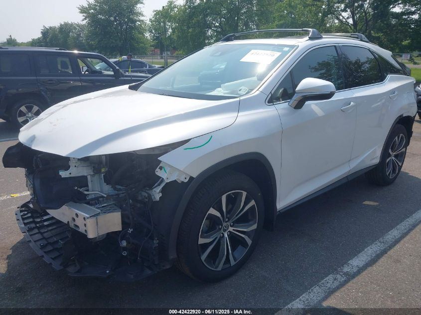 Lexus RX 450h 2022 AWD гибрид белый | VIN 2T2HGMDA3NC091105