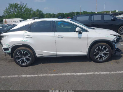 Lexus RX 450h 2022 AWD гибрид белый | VIN 2T2HGMDA3NC091105
