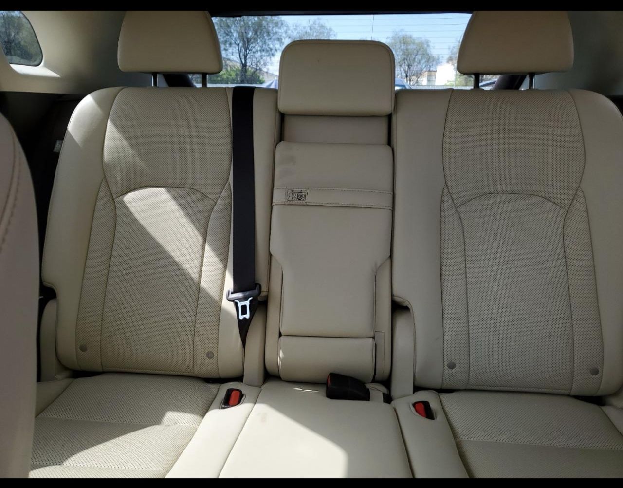 Lexus RX 450h 2022 AWD гибрид белый | VIN 2T2HGMDA3NC091105