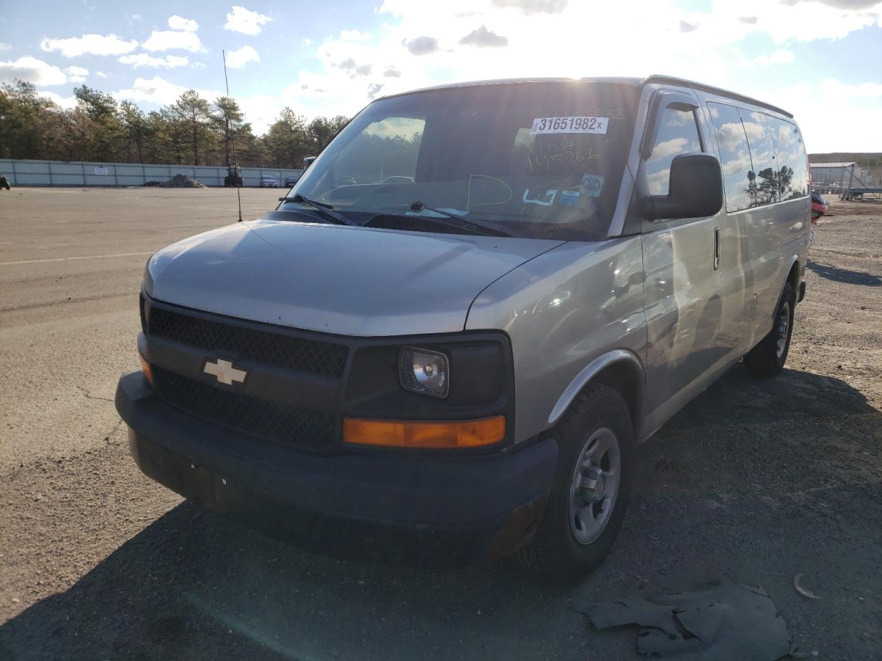 2003 CHEVROLET EXPRESS G1 - 1GNFG15T931145266