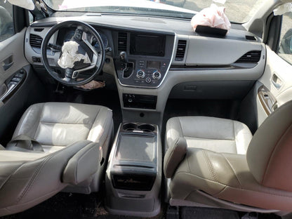 2015 TOYOTA SIENNA XLE - 5TDYK3DC6FS654090