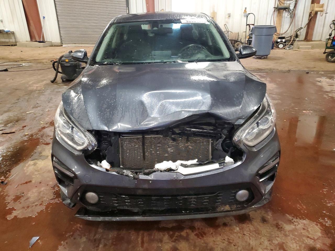 2020 Kia Forte LXS | Gray | 2.0L 4-Cylinder FWD Sedan | VIN: 3KPF24AD6LE236354