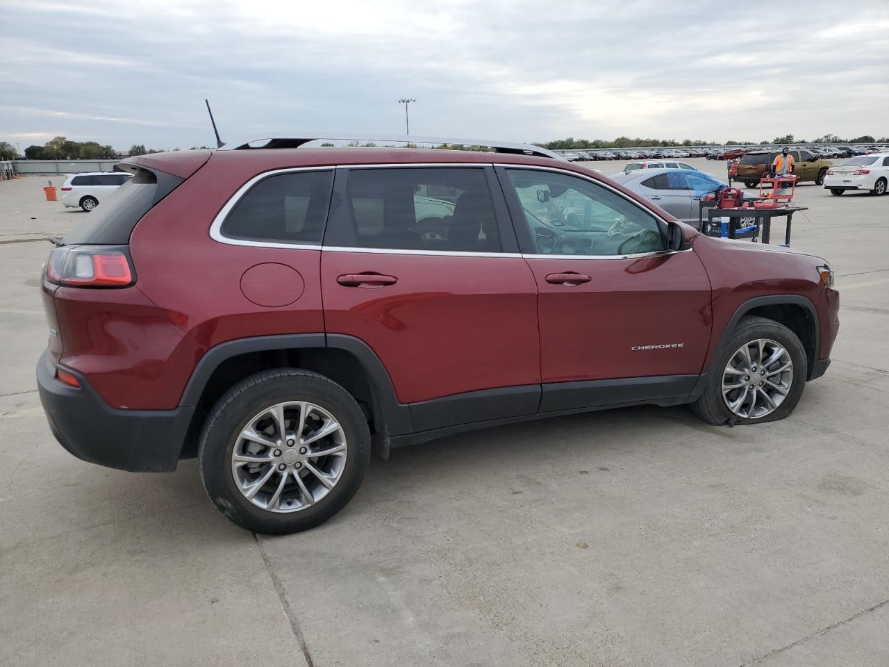 2019 JEEP CHEROKEE L - 1C4PJLLB1KD145988
