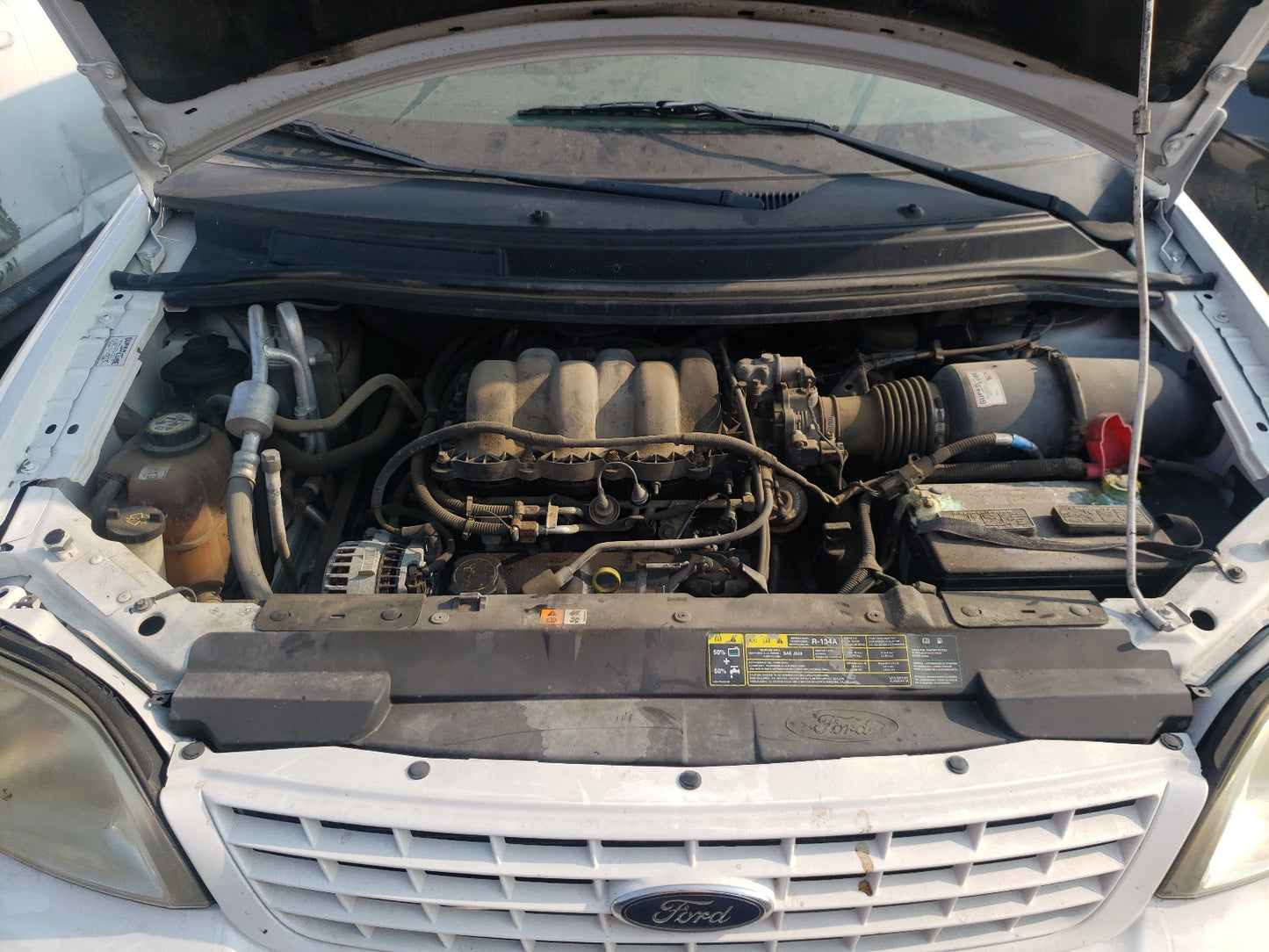 2002 FORD WINDSTAR S - 2FMZA574X2BB85617