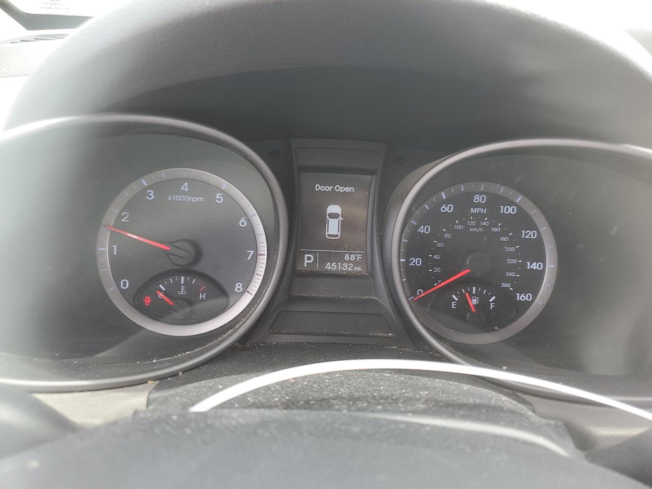 2014 HYUNDAI SANTA FE S - 5XYZU3LB1EG218489