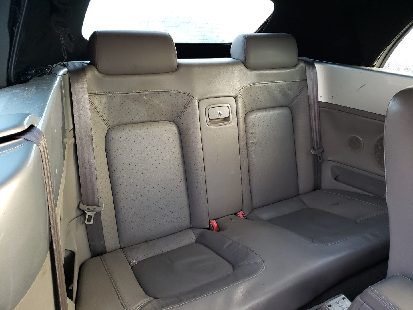 2003 VOLKSWAGEN NEW BEETLE - 3VWDD21Y03M313280