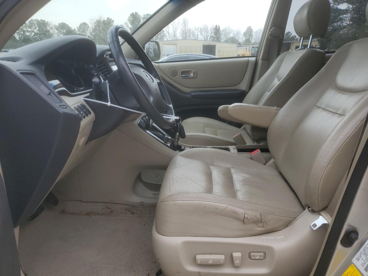 2002 TOYOTA HIGHLANDER - JTEGF21A120052106