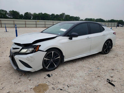 Toyota Camry XSE 2019 White – 2.5L FWD Sedan | VIN: 4T1B61HKXKU233975