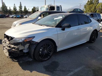 Toyota Camry XSE 2021 White – 2.5L FWD Sport Sedan | VIN: 4T1K61AK2MU483689