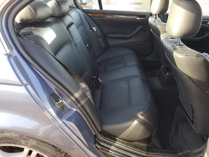 2004 BMW 330 I - WBAEV53464KM33154