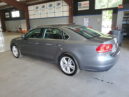 2014 VOLKSWAGEN PASSAT SE - 1VWBT7A38EC042064