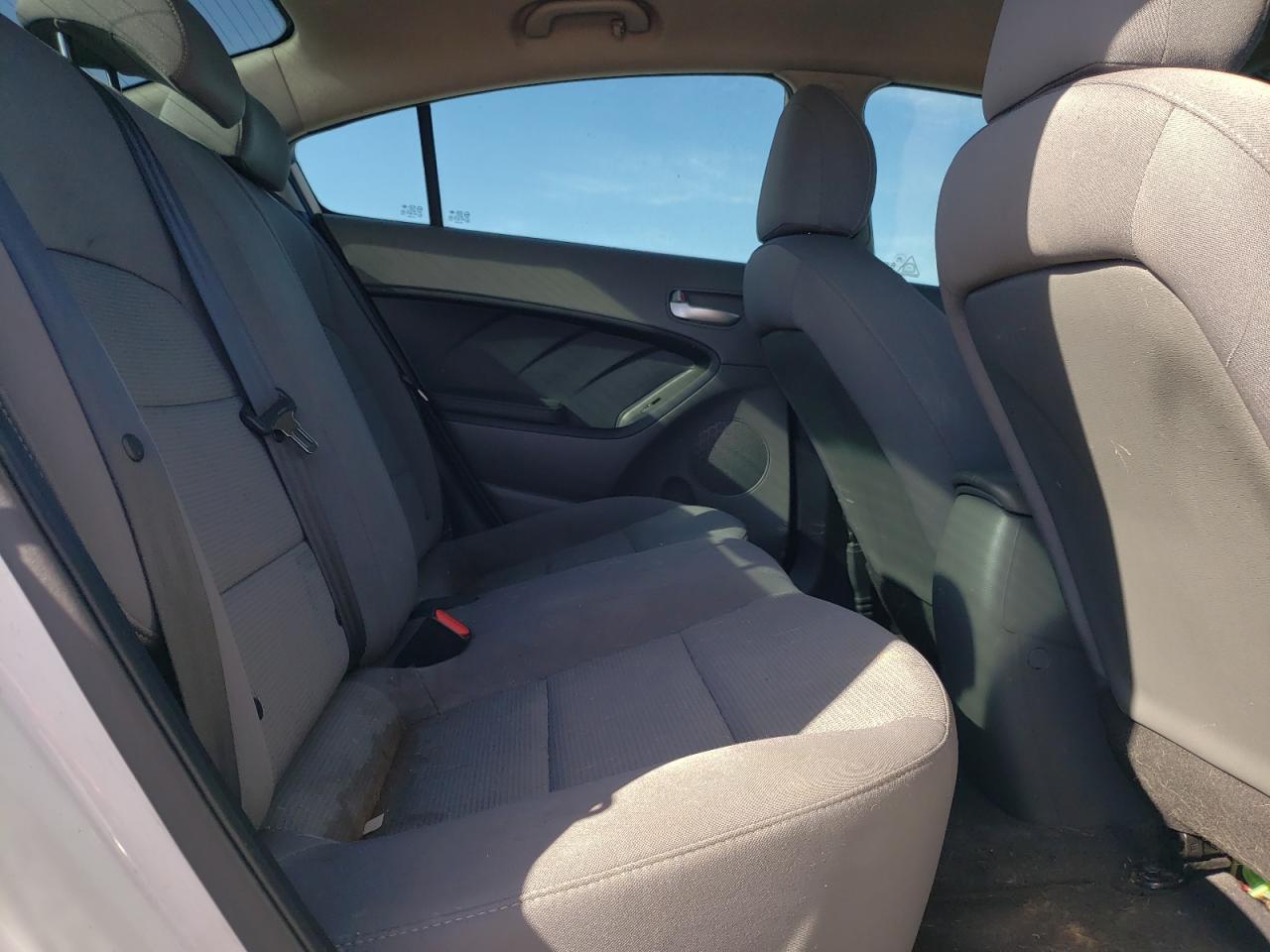 2018 KIA FORTE LX - 3KPFK4A73JE233404