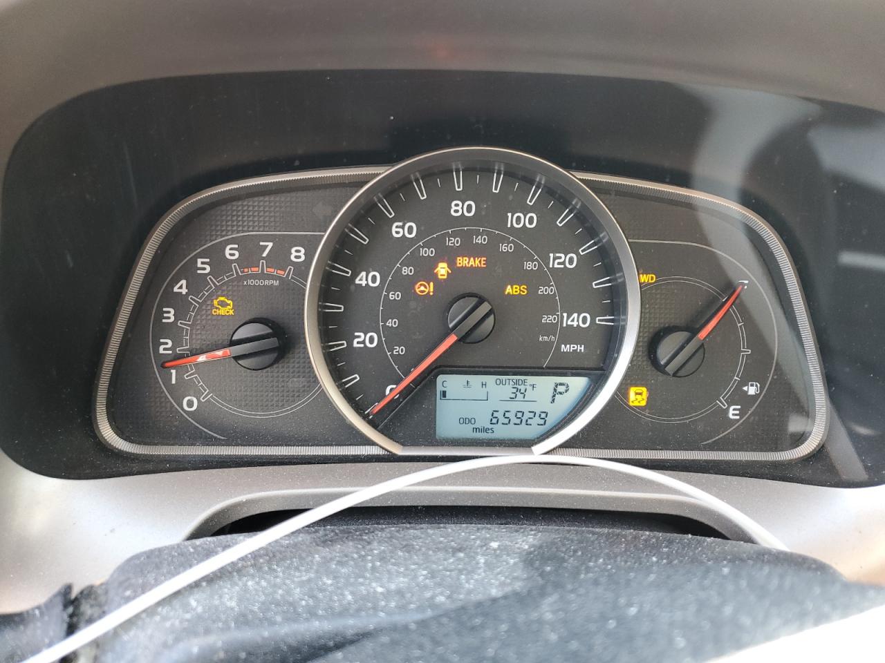 2014 TOYOTA RAV4 XLE - JTMRFREV2ED094882