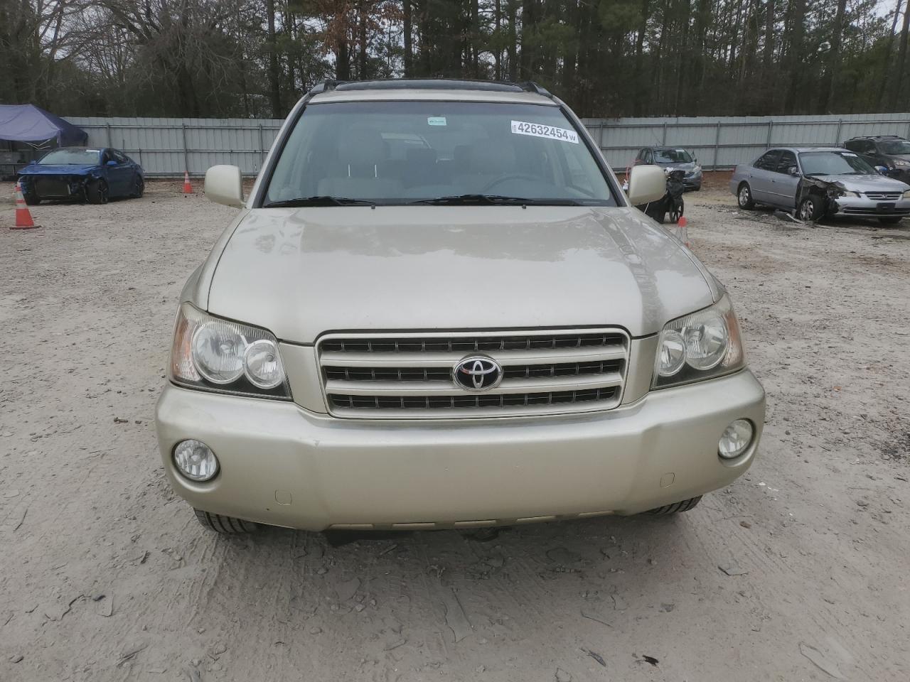 2002 TOYOTA HIGHLANDER - JTEGF21A120052106