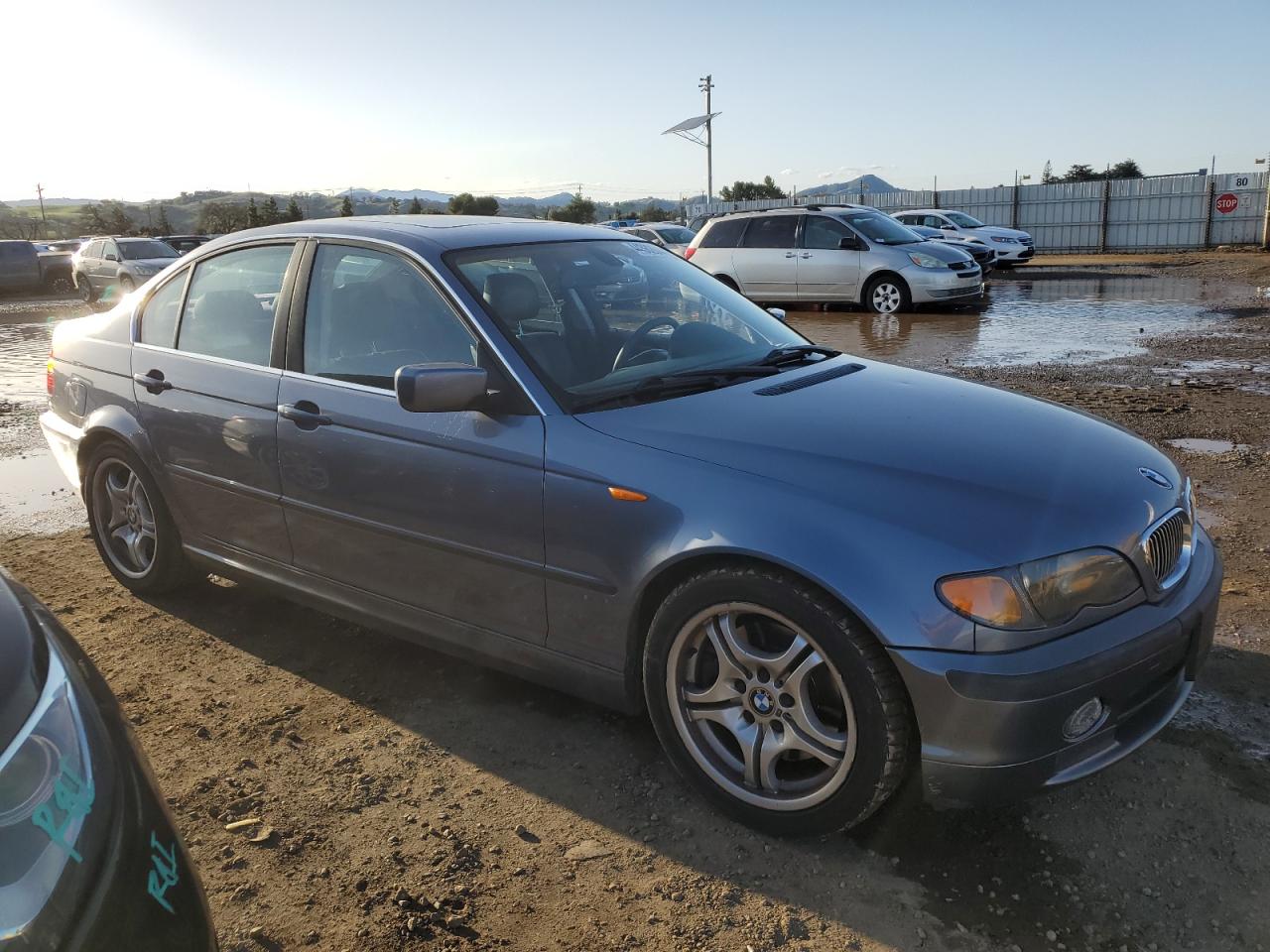 2004 BMW 330 I - WBAEV53464KM33154