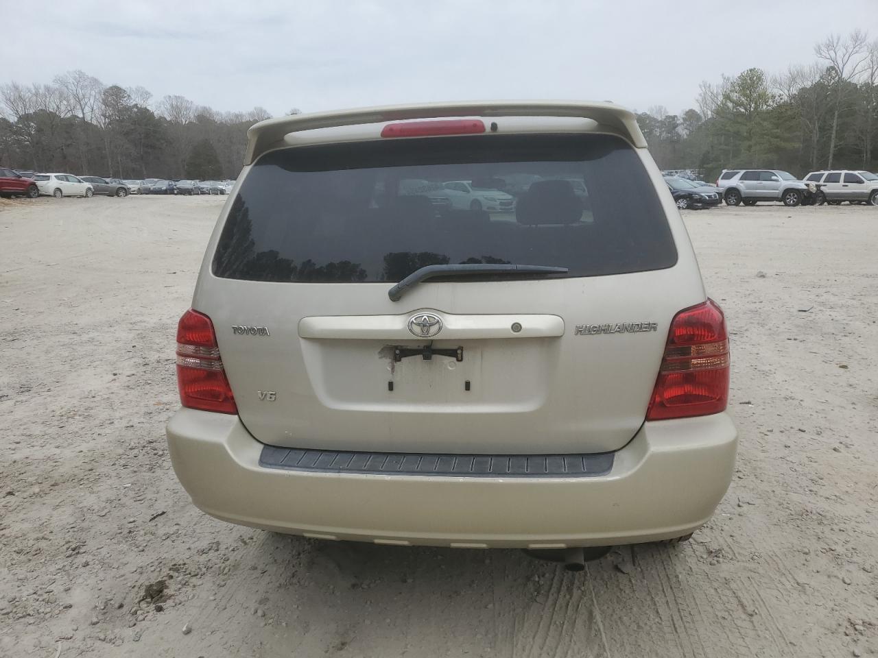 2002 TOYOTA HIGHLANDER - JTEGF21A120052106
