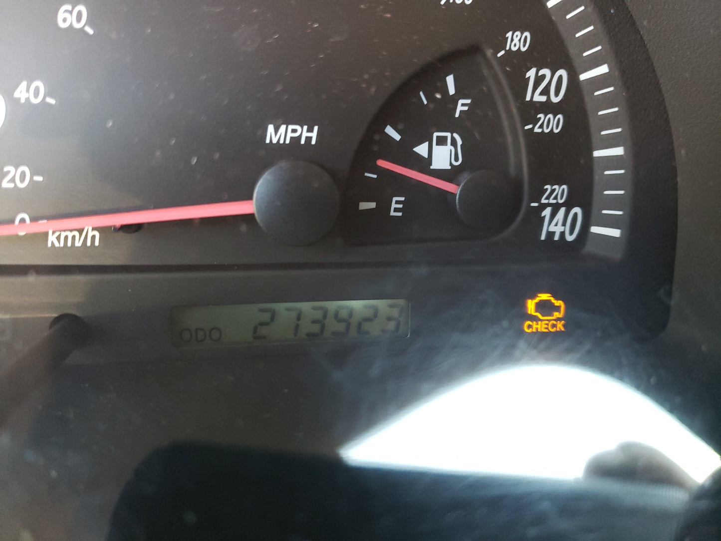 2004 TOYOTA CAMRY LE - 4T1BE32K64U323294