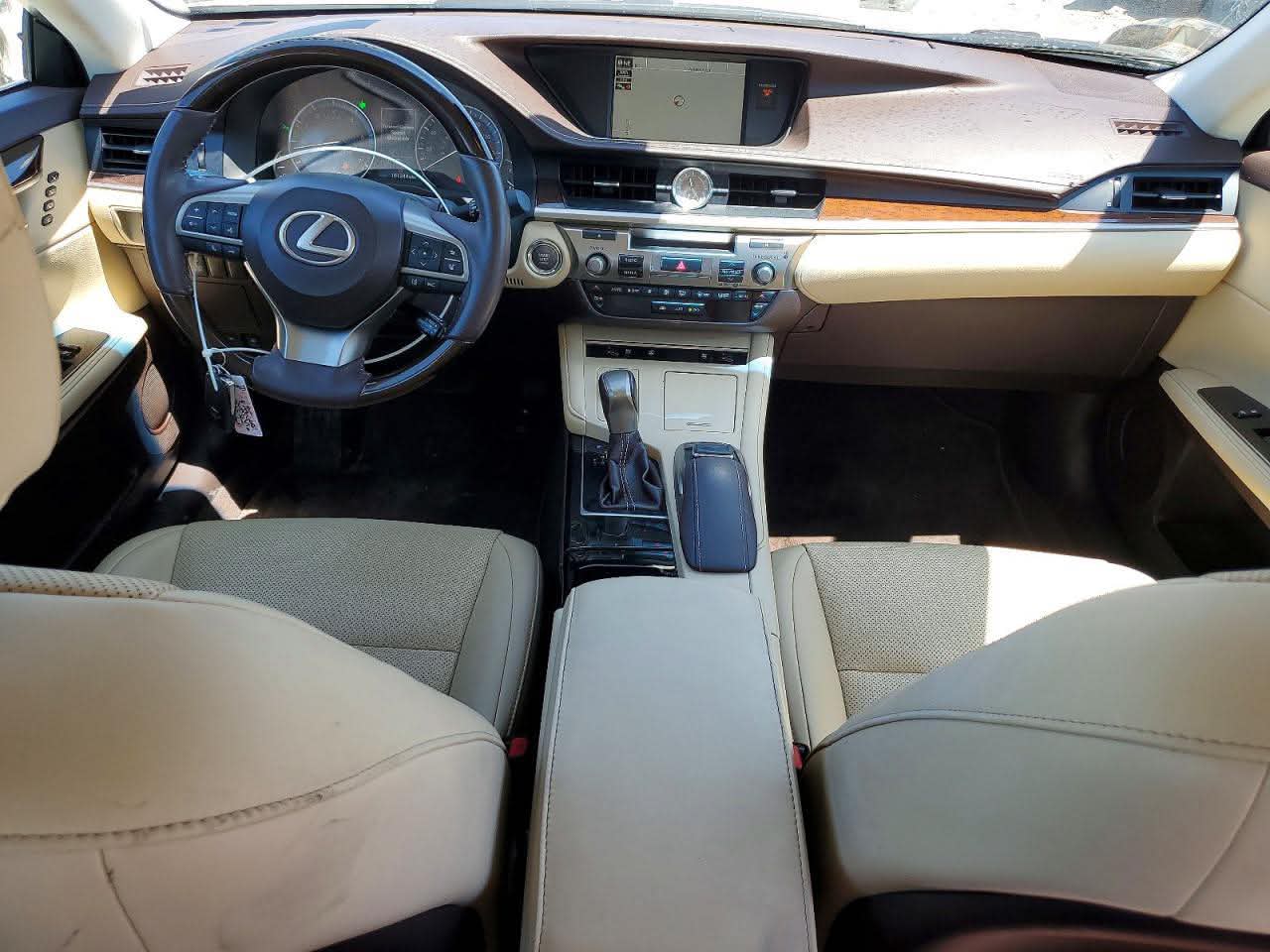 Lexus ES 350 Base 2018 Gold – 3.5L V6 FWD Luxury Sedan | VIN: 58ABK1GGXJU104182