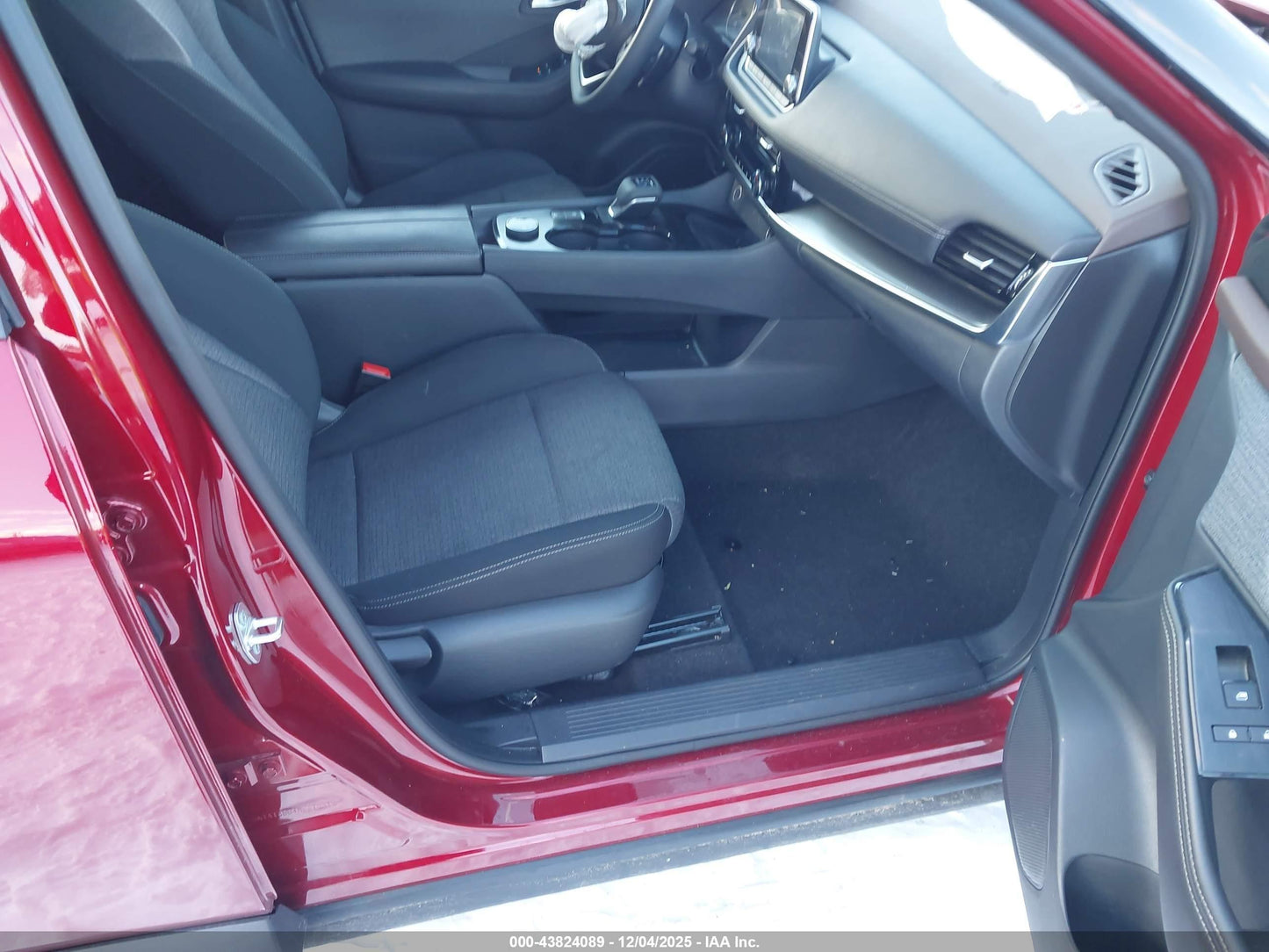 2021 Nissan Rogue SV Intelligent AWD | Maroon | 2.5L I4 | VIN: 5N1AT3BB4MC710319