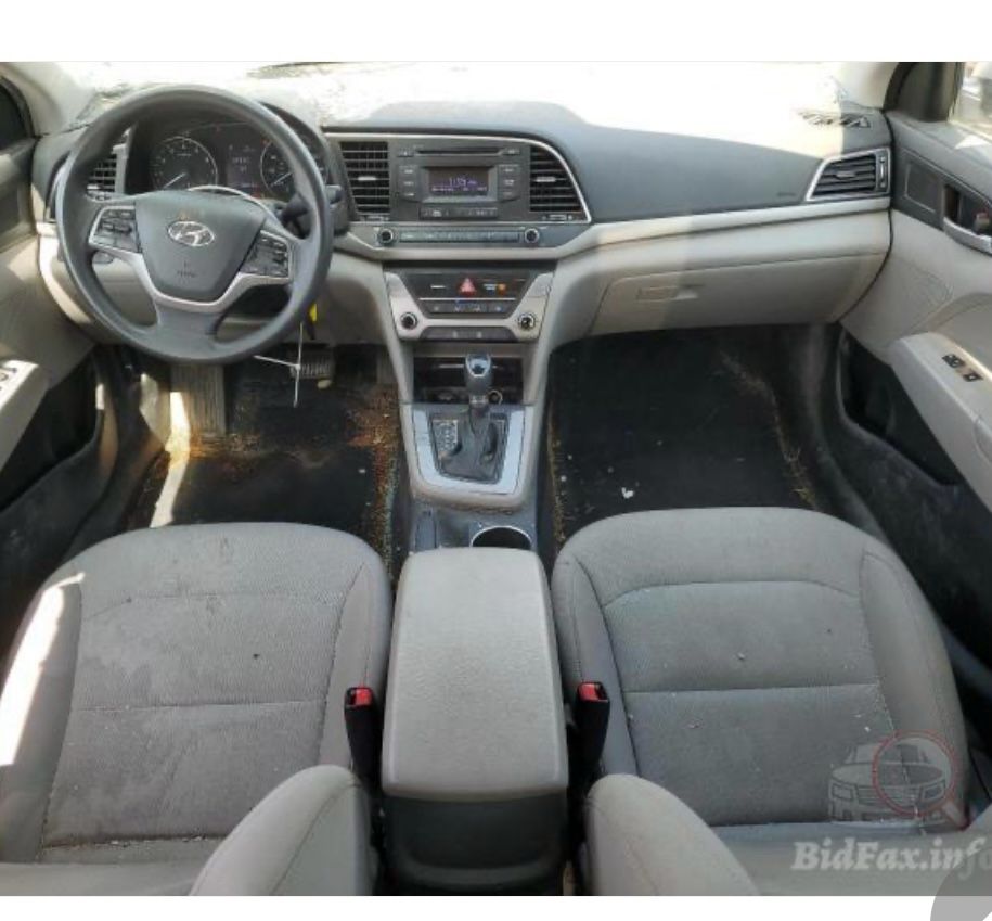 2018 Hyundai Elantra SE 5NPD74LF9JH216258 - Reliable Silver Sedan with 2.0L 4-Cylinder Engine