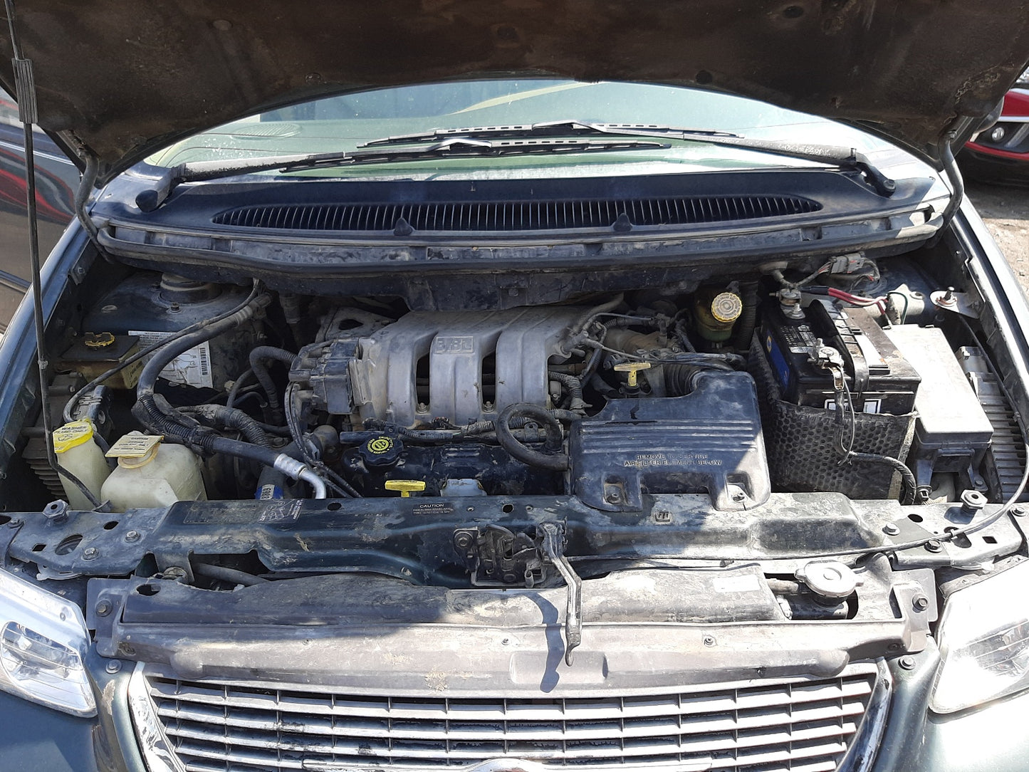 2000 CHRYSLER TOWN & COU - 1C4GP54L7YB507988