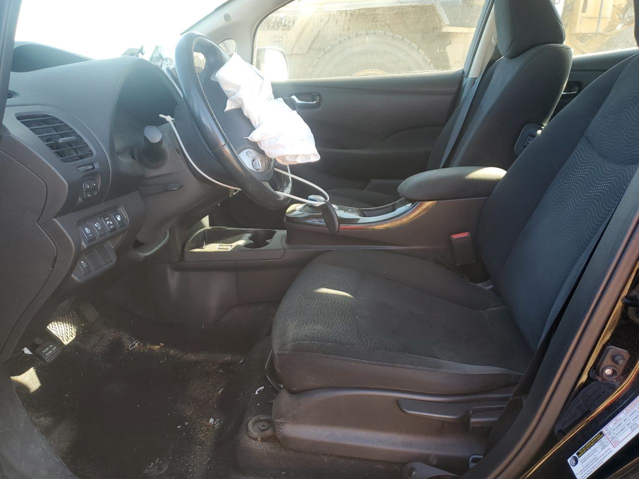 2015 NISSAN LEAF S - 1N4AZ0CP7FC328984