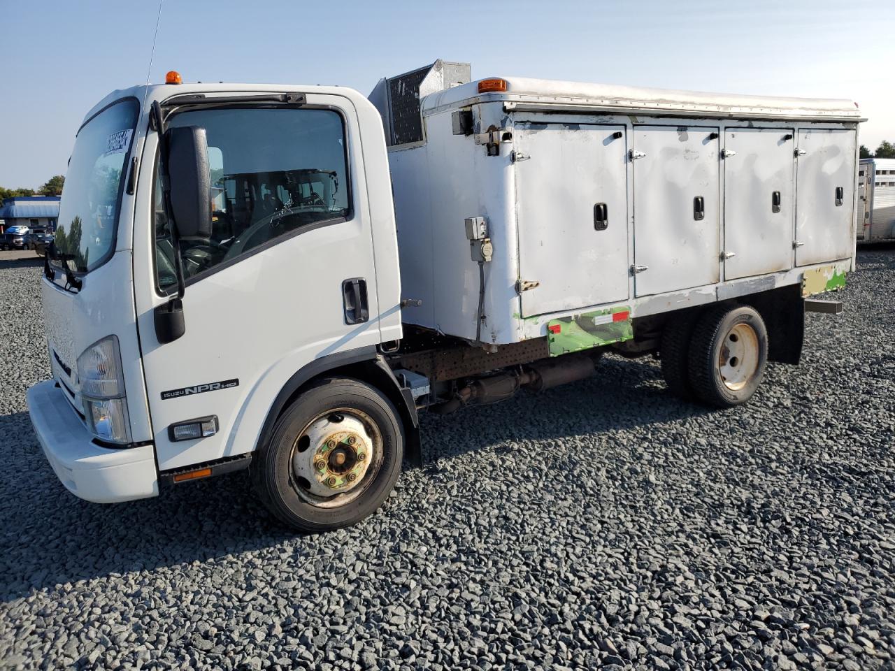 2017 ISUZU NPR HD - 54DC4W1BXHS803902