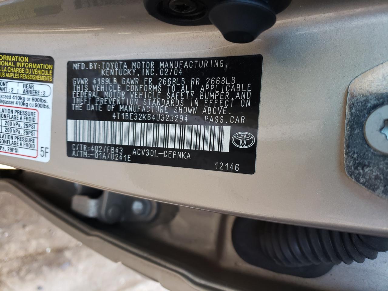 2004 TOYOTA CAMRY LE - 4T1BE32K64U323294