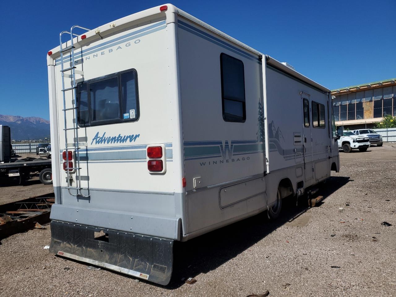1995 WINNEBAGO TRAILER - 1GBKP37N6S3312546