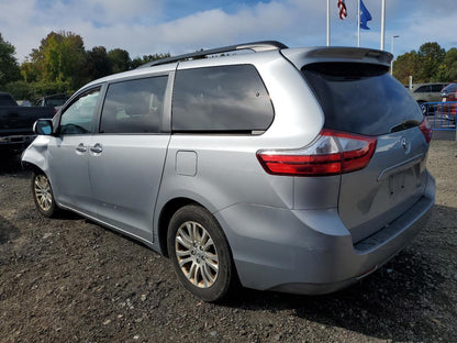 2015 TOYOTA SIENNA XLE - 5TDYK3DC6FS654090